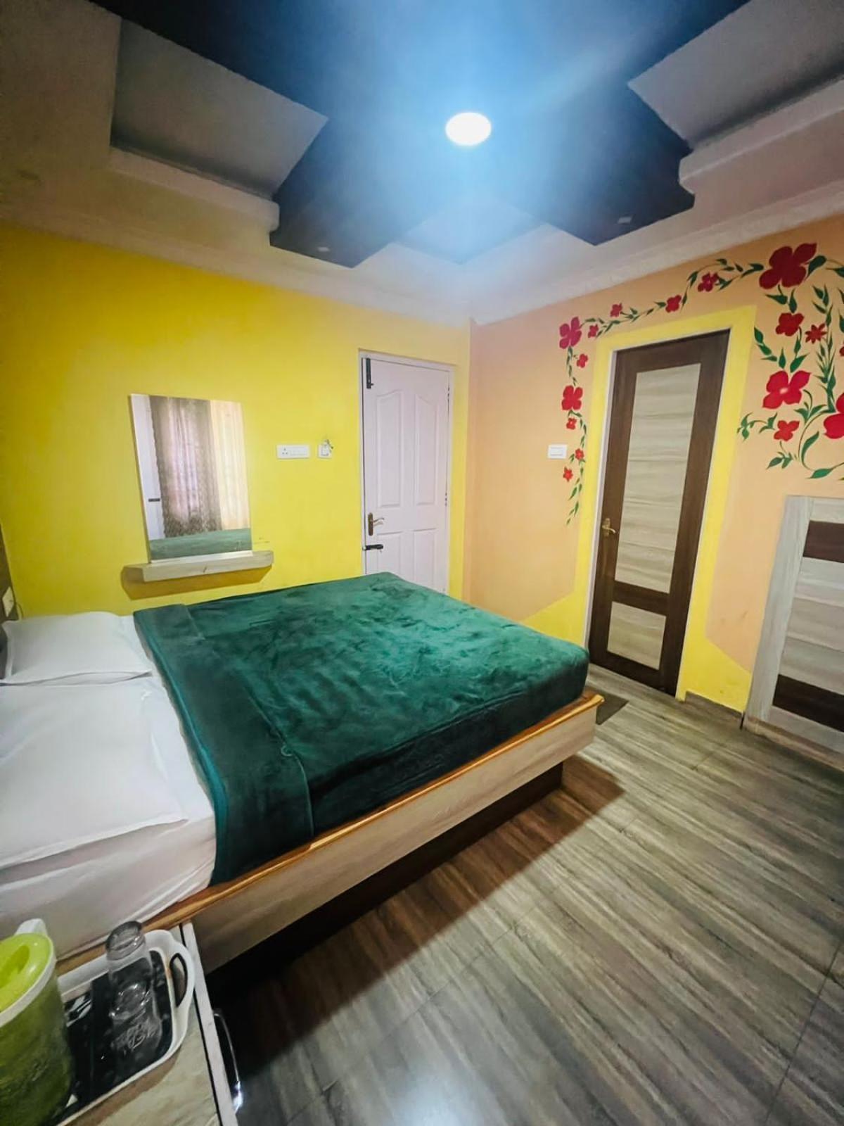 Akr Resitancy Otel Ooty Dış mekan fotoğraf